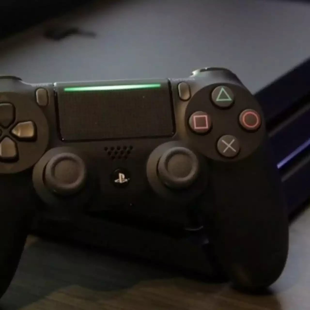 Для PS4 выпустили прошивку 6.70, которая снова «повышает быстродействие системы» Для PS4 выпустили прошивку 6.70, которая снова «повышает быстродействие системы»