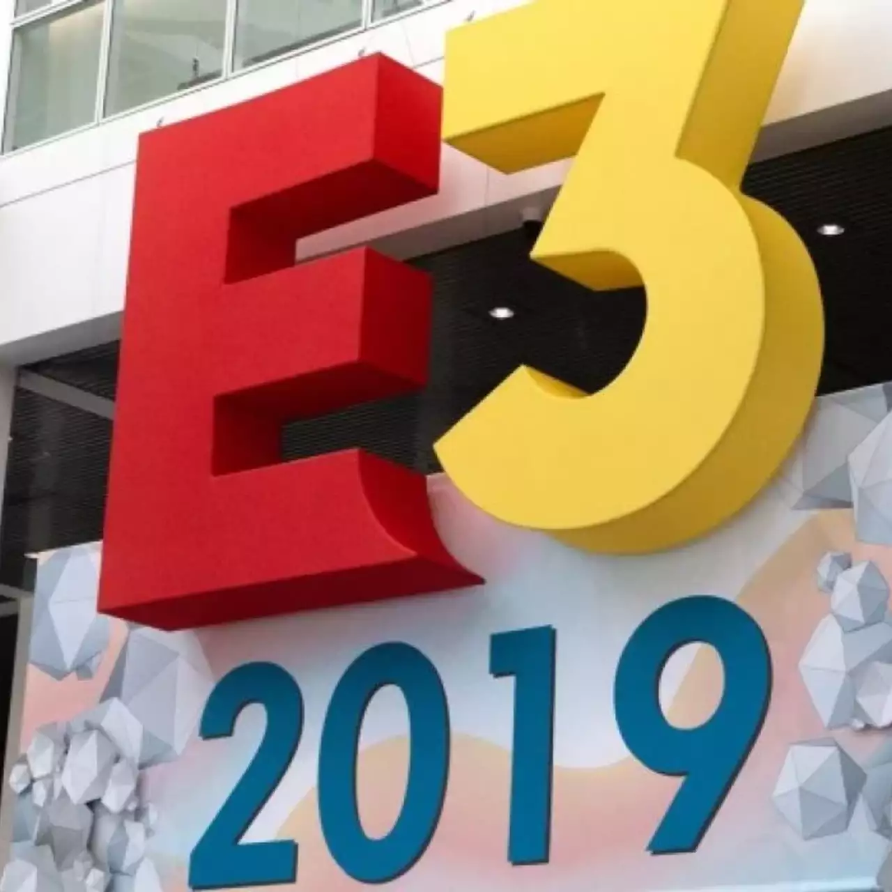 Бывшего редактора IGN «забанили» на E3 за передачу бейджа другому лицу. Он отрицает это Бывшего редактора IGN «забанили» на E3 за передачу бейджа другому лицу. Он отрицает это