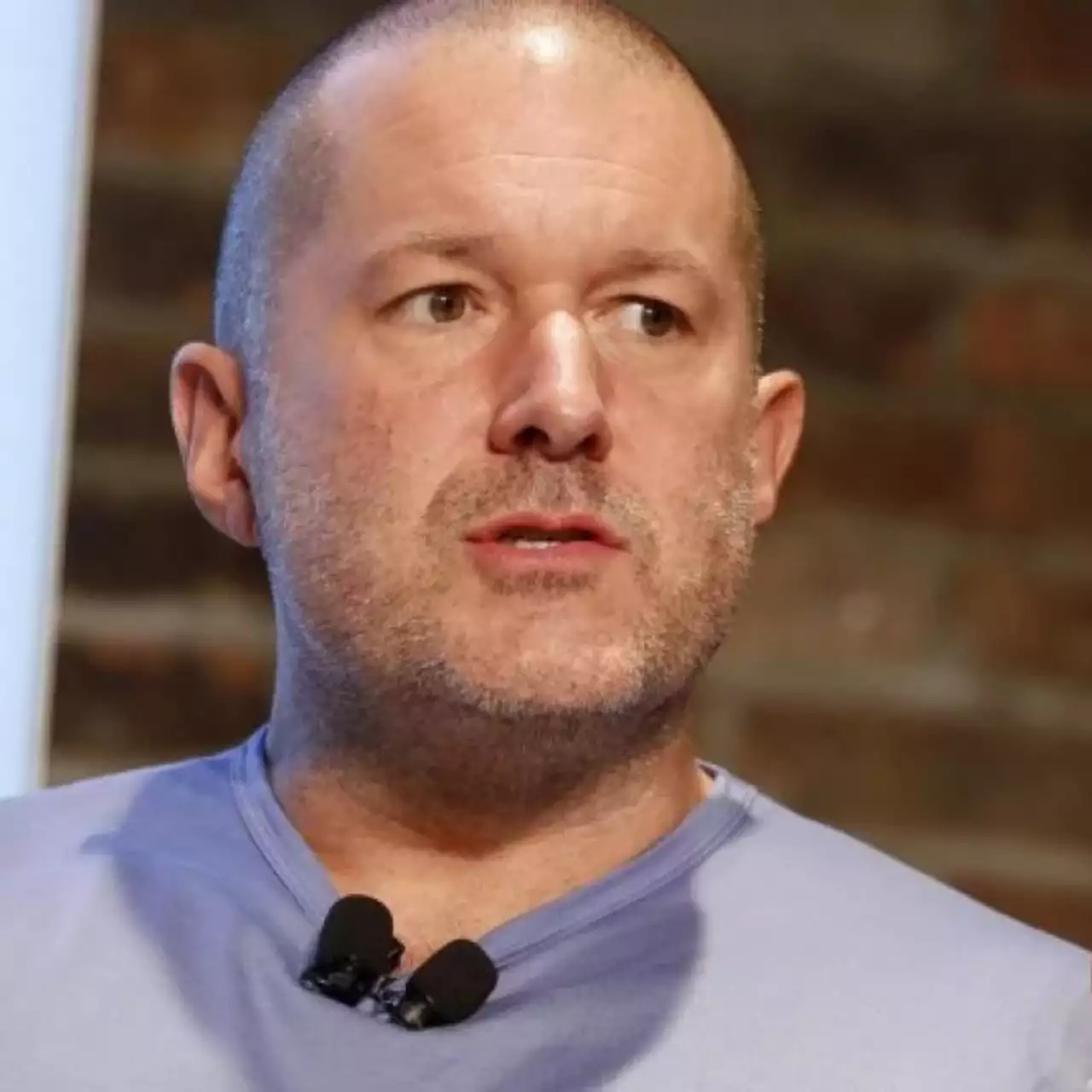 Apple покидает главный дизайнер Джони Айв, который проработал в компании почти 30 лет Apple покидает главный дизайнер Джони Айв, который проработал в компании почти 30 лет