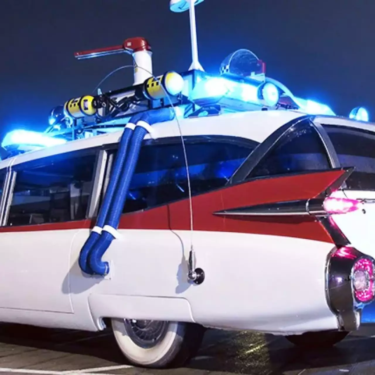 На фото и видео со съемок новых «Охотников за приведениями» есть отсылки к первым частям На фото и видео со съемок новых «Охотников за приведениями» есть отсылки к первым частям