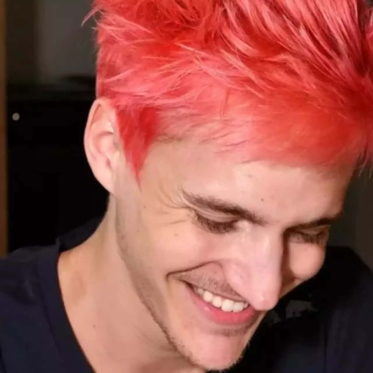 На канале известного стримера Ninja в Twitch рекламировали порно