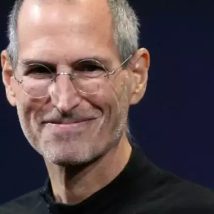 Это же Стив Джобс! На Reddit обсуждают фото человека, похожего на покойного основателя Apple