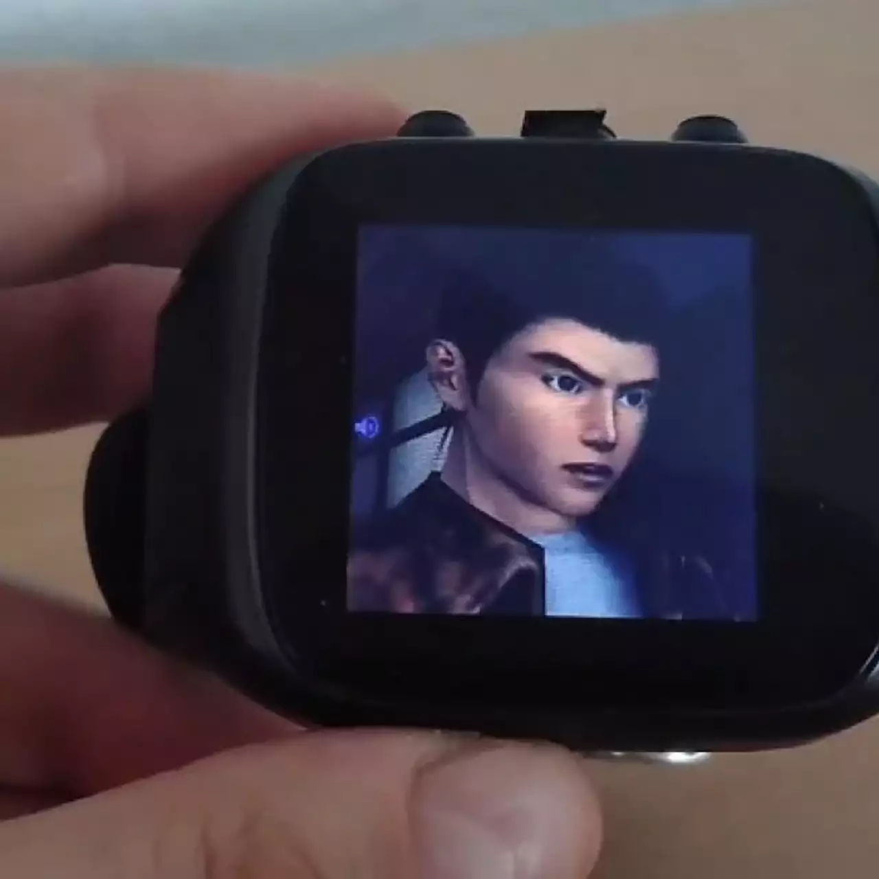 Знаменитую Shenmue запустили на китайских смарт-часах — видео