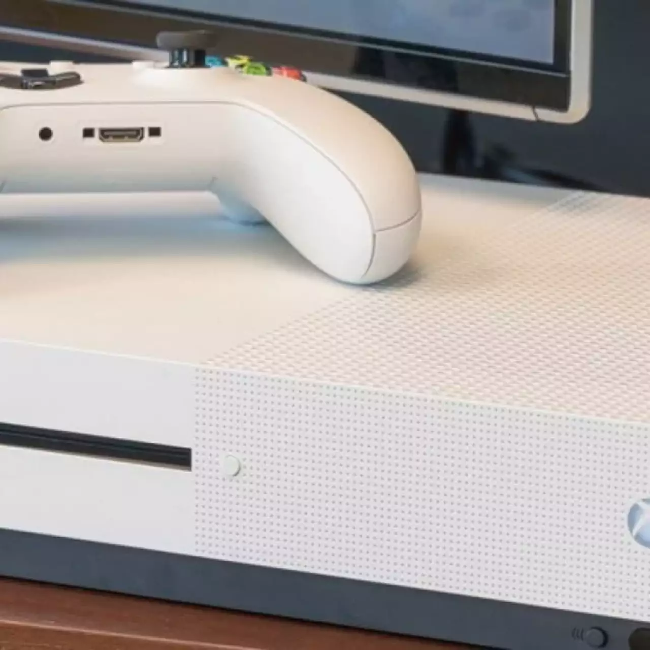 Фил Спенсер признался, что уже играл в некоторые игры на новой Xbox