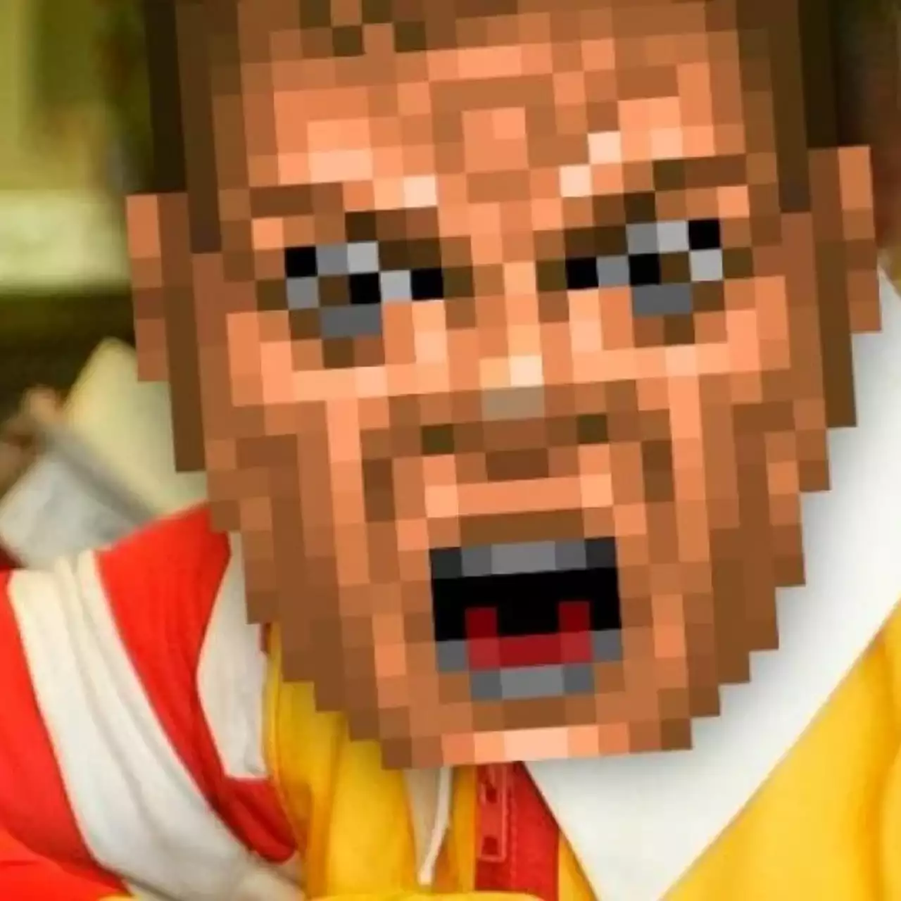 Парень запустил Doom на кассовой машине McDonald's и хочет сыграть в другие игры Парень запустил Doom на кассовой машине McDonald's и хочет сыграть в другие игры
