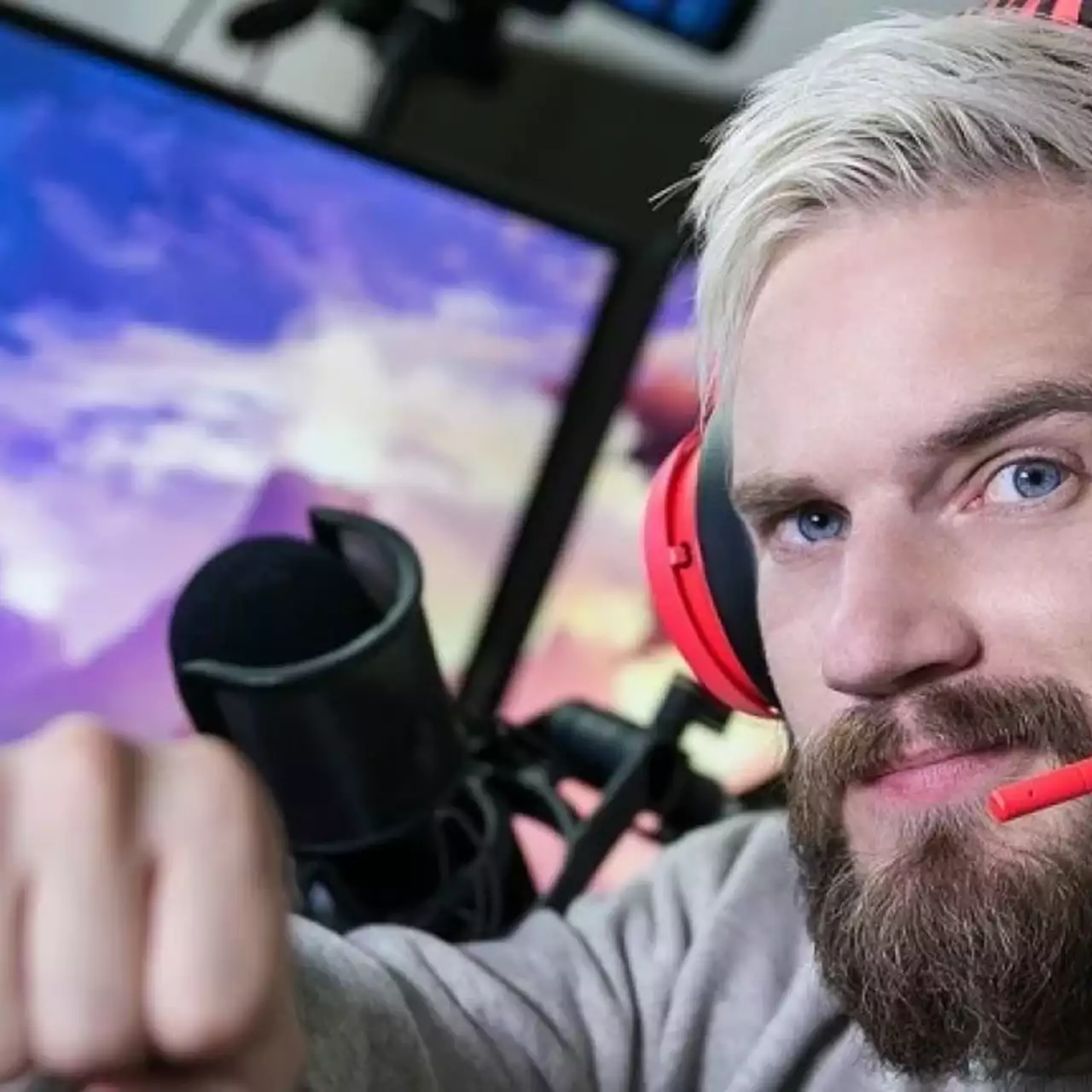 PewDiePie запретили в Китае — виноват мем с Винни-Пухом PewDiePie запретили в Китае — виноват мем с Винни-Пухом