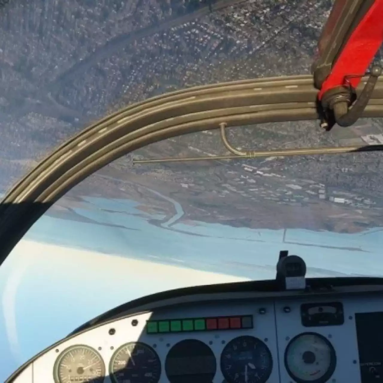 Новое видео разработчиков Microsoft Flight Simulator показывает детальные кабины и салоны самолетов