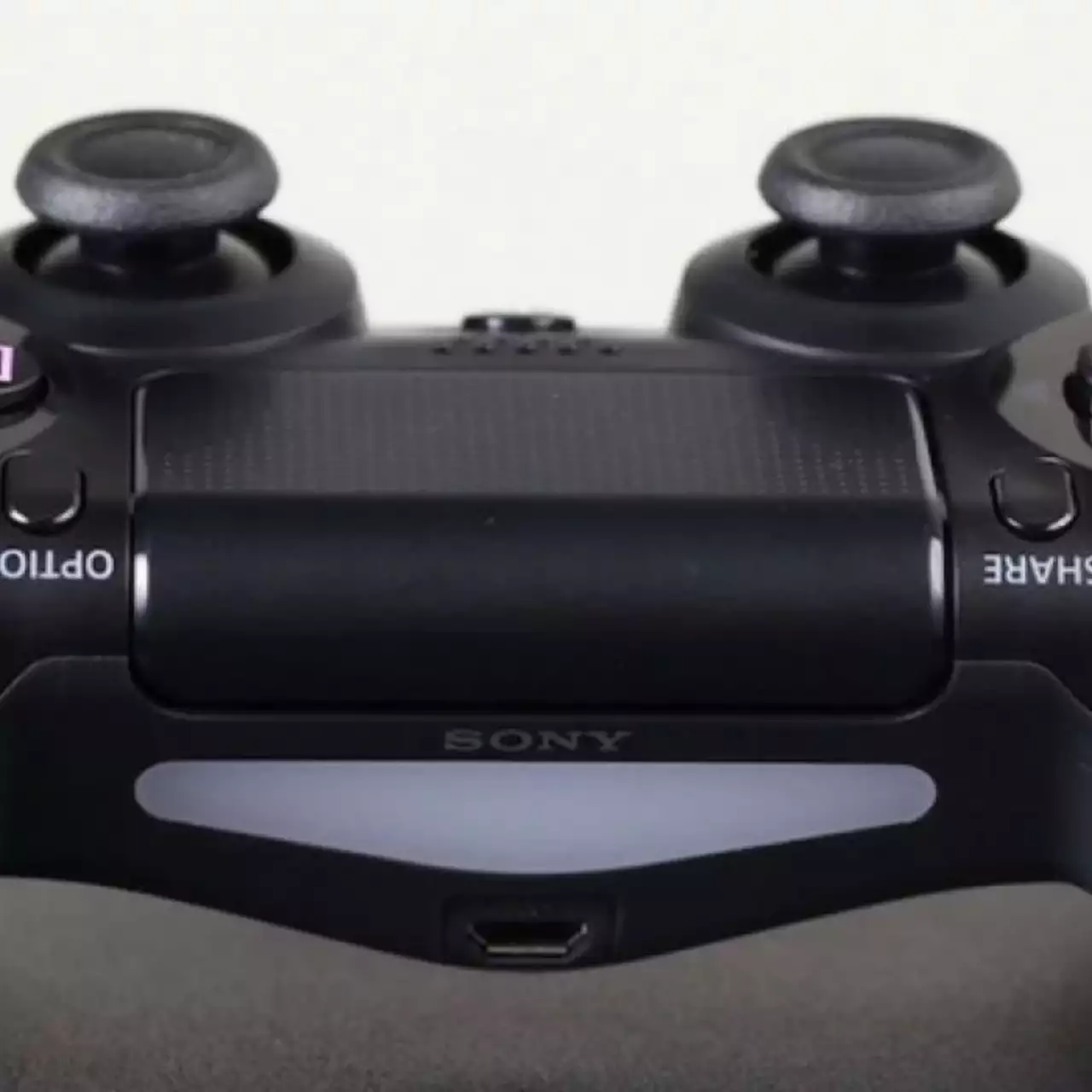Глава Sony Interactive Entertainment рассказал о геймпаде для PlayStation 5 Глава Sony Interactive Entertainment рассказал о геймпаде для PlayStation 5