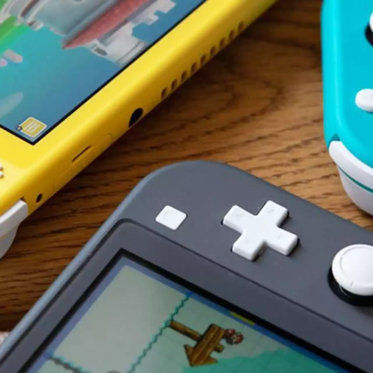 В некоторых поездах России установят игровые консоли Switch Lite В некоторых поездах России установят игровые консоли Switch Lite
