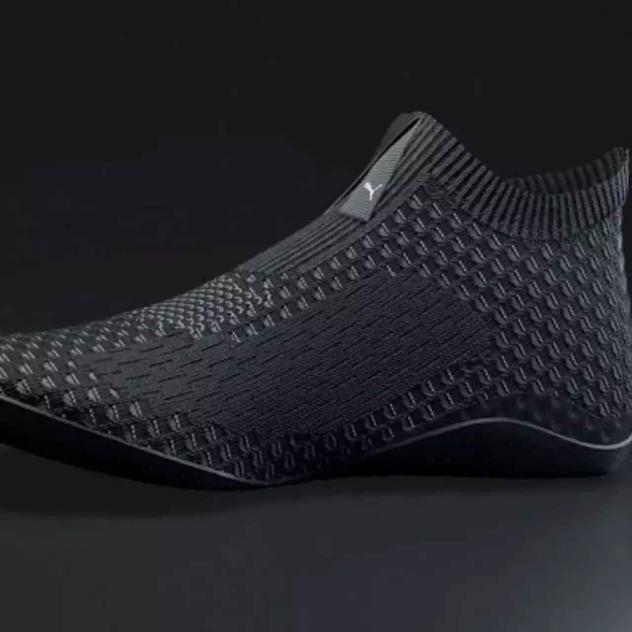 Puma выпустила геймерские носки за 10 тысяч рублей
