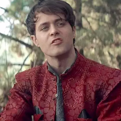 У Лютика в «Ведьмаке» была шляпа. Выглядела она нелепо — фото