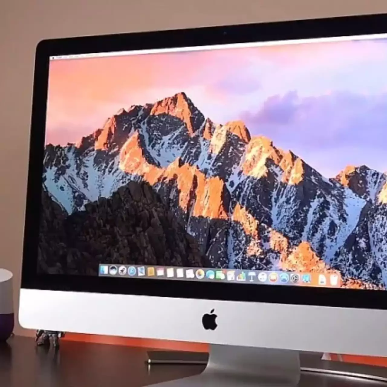 Apple запатентовала стеклянный iMac Apple запатентовала стеклянный iMac