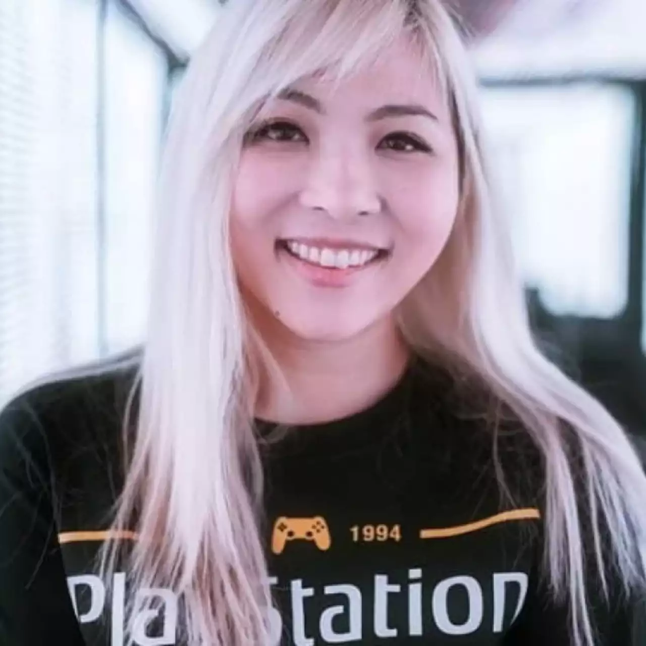 Twitch забанил канал игрока за сексуальные домогательства к стримерше Yvonnie Twitch забанил канал игрока за сексуальные домогательства к стримерше Yvonnie