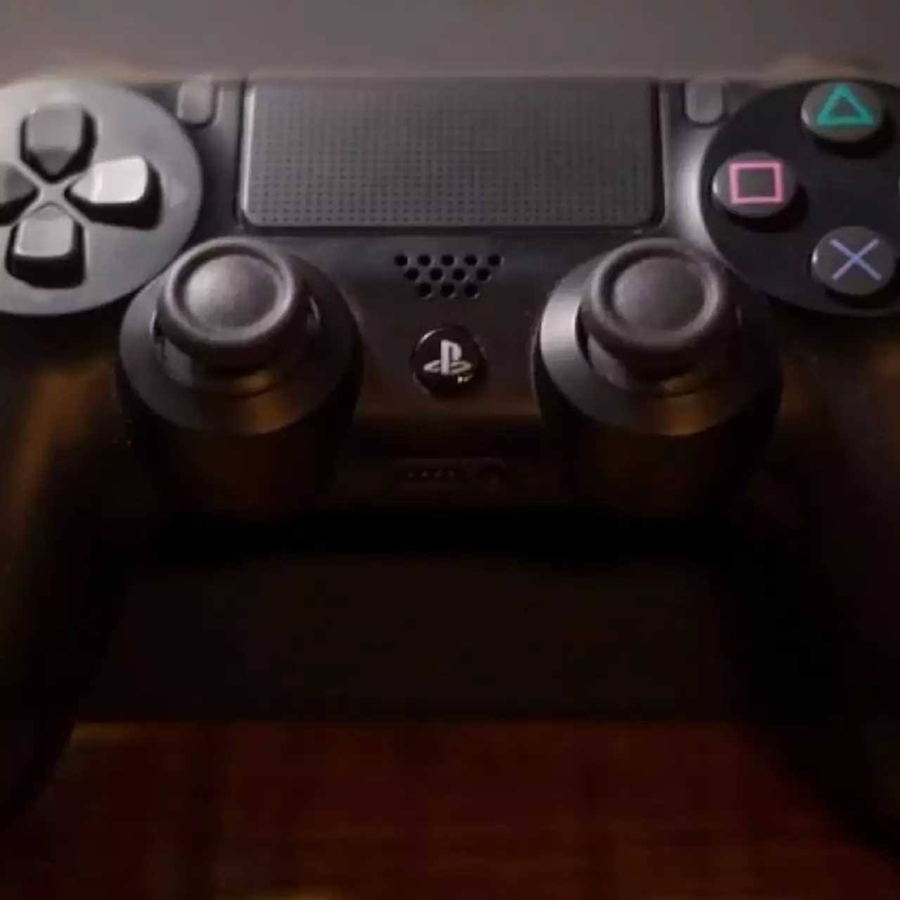 Готовьте свои кошельки: датский ритейлер рассказал, сколько стоит PlayStation 5 Готовьте свои кошельки: датский ритейлер рассказал, сколько стоит PlayStation 5