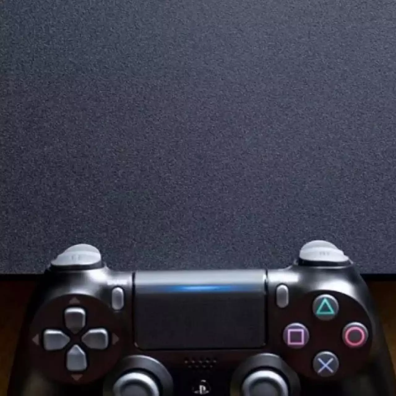 Дизайнер показал, как может выглядеть PlayStation 5 при покупке Дизайнер показал, как может выглядеть PlayStation 5 при покупке