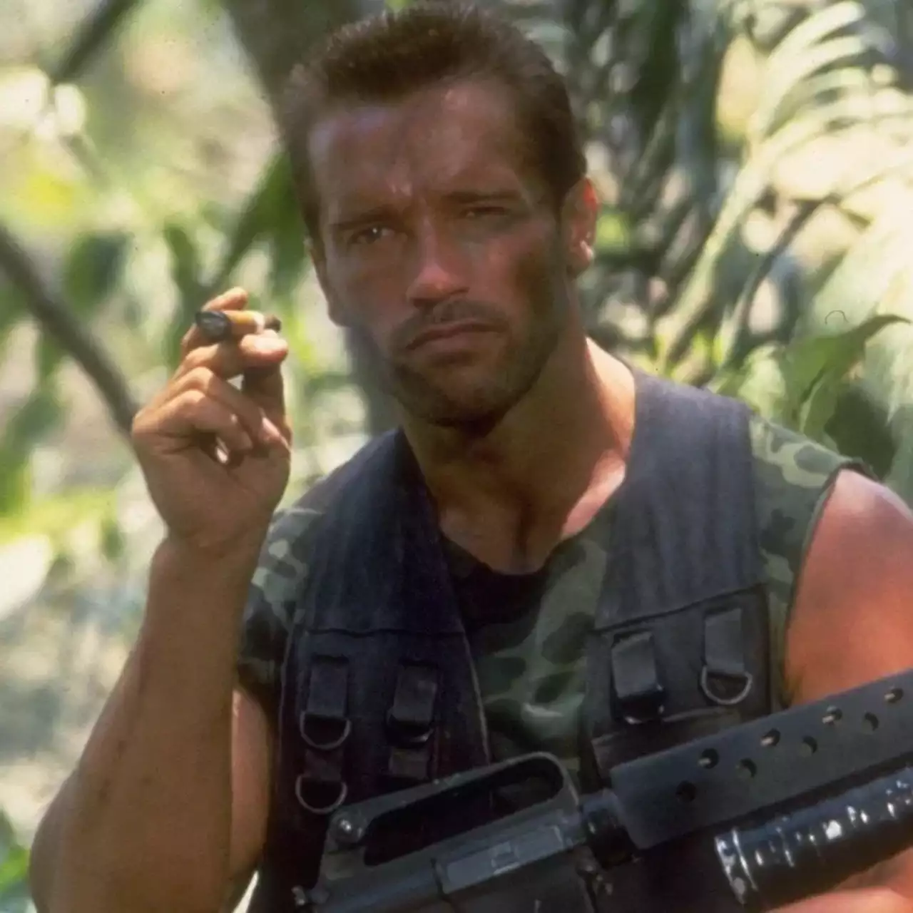 Шварценнегер представил DLC для Predator: Hunting Grounds. Его герой носит маску Хищника Шварценнегер представил DLC для Predator: Hunting Grounds. Его герой носит маску Хищника