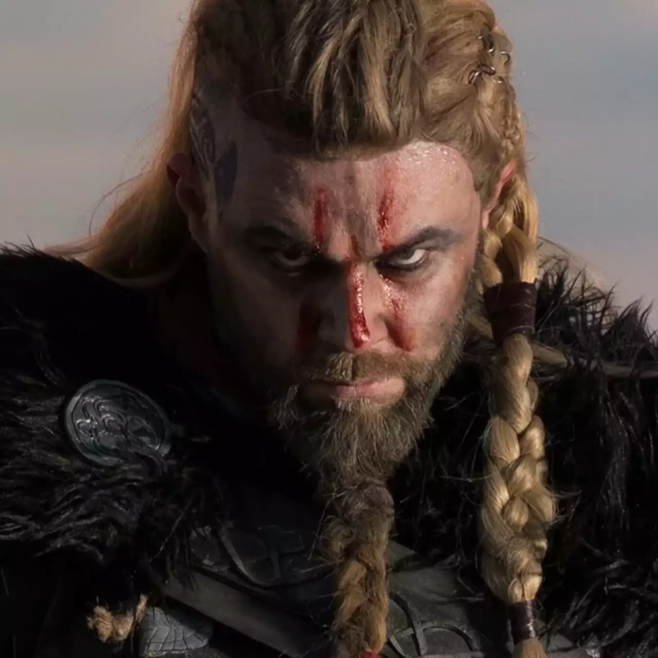 Это арт? Нет, это мощный косплей на Assassin's Creed Valhalla Это арт? Нет, это мощный косплей на Assassin's Creed Valhalla