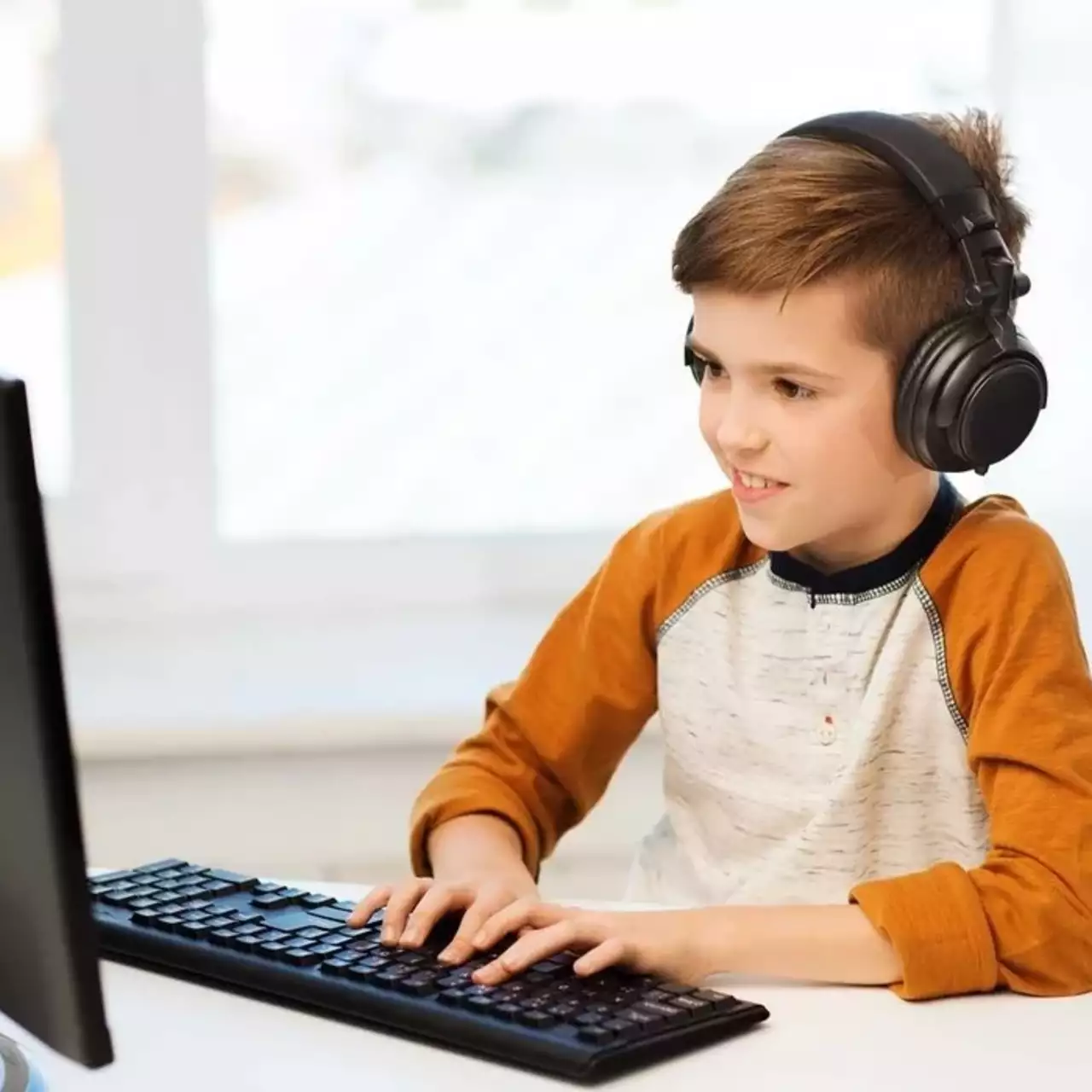 Ребенок задонатил 20 000 $ на Twitch. Родители в шоке и просят помощи Ребенок задонатил 20 000 $ на Twitch. Родители в шоке и просят помощи