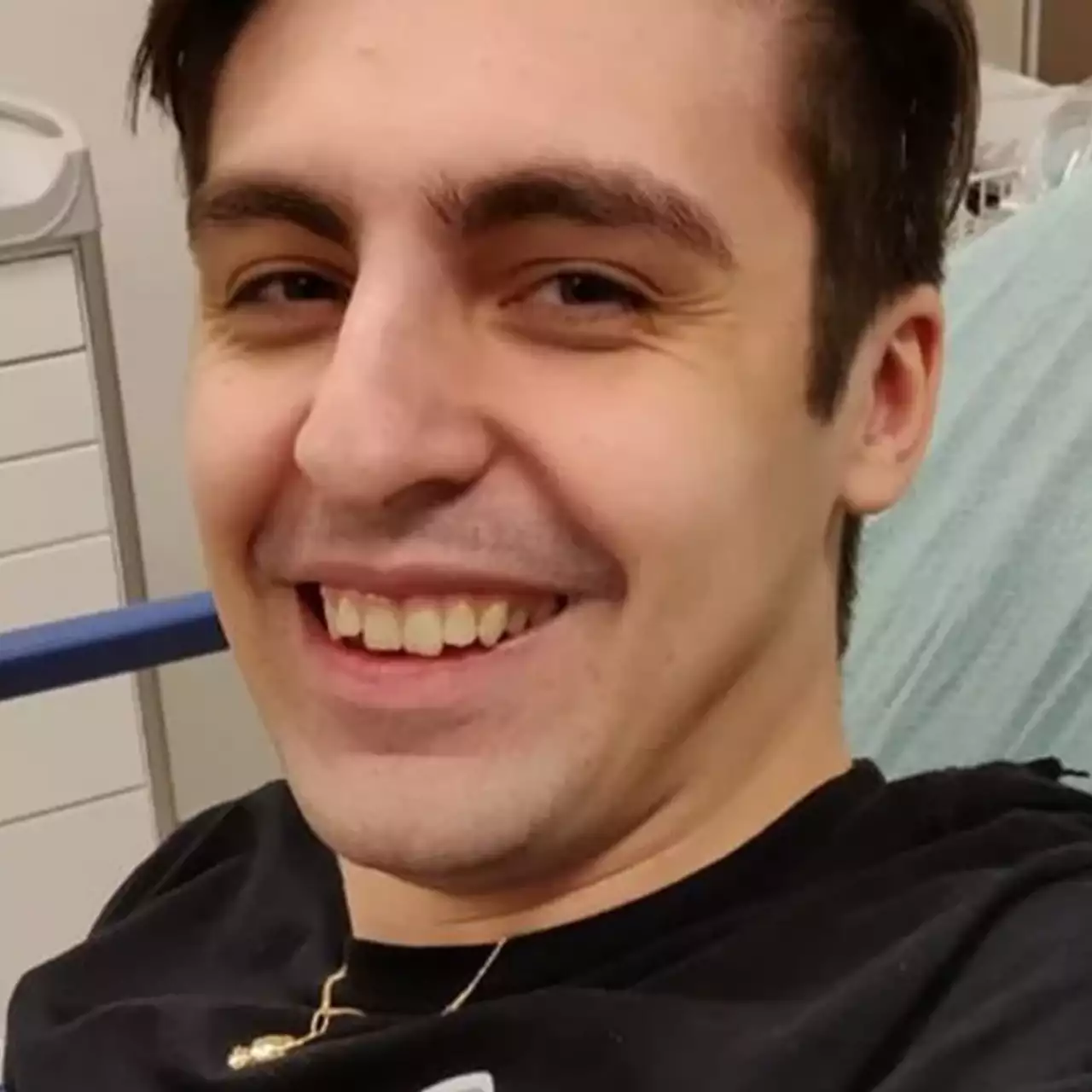 Стример Shroud вернулся на Twitch и был шокирован количеством зрителей Стример Shroud вернулся на Twitch и был шокирован количеством зрителей