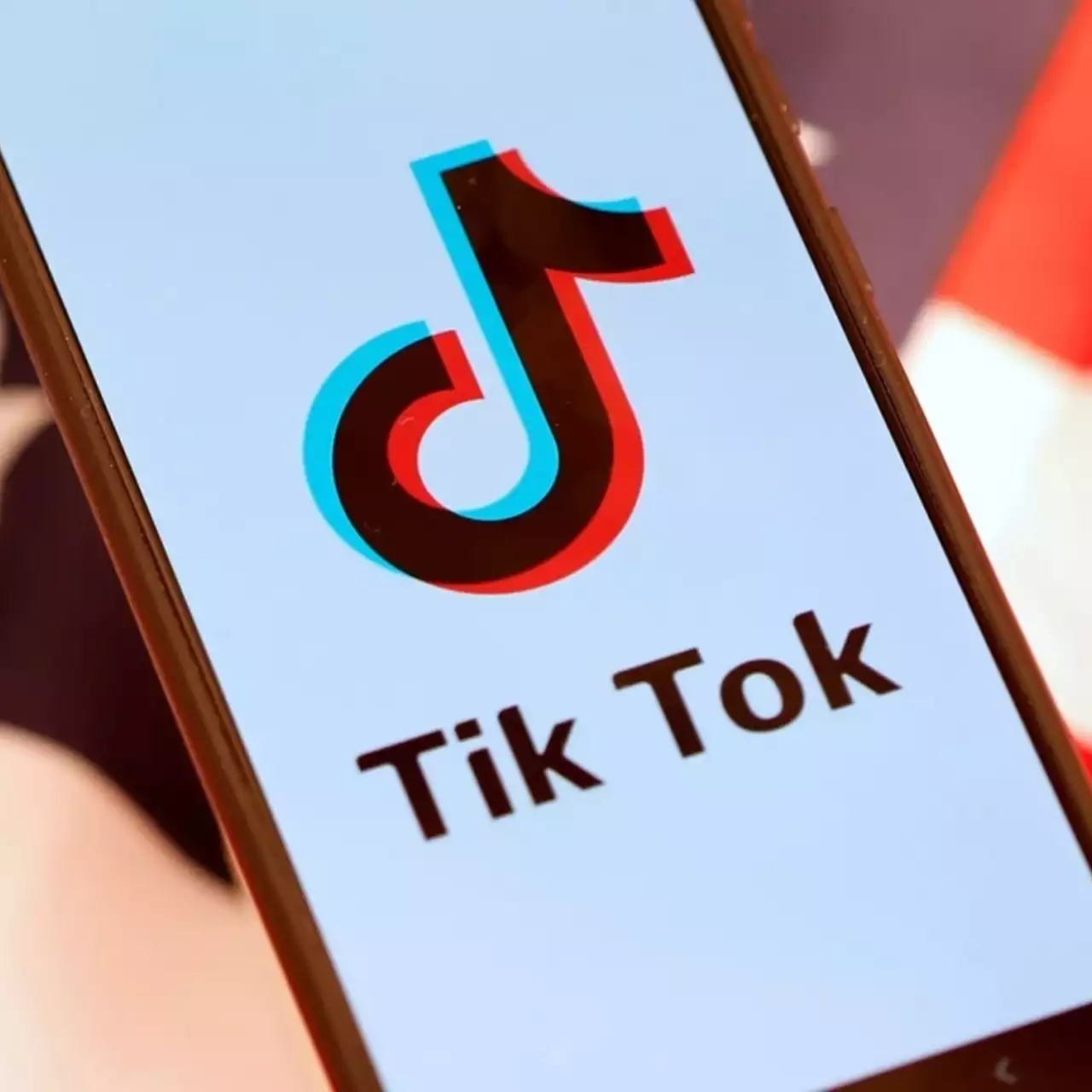 Microsoft, Walmart и Oracle подали заявки на покупку TikTok в США Microsoft, Walmart и Oracle подали заявки на покупку TikTok в США