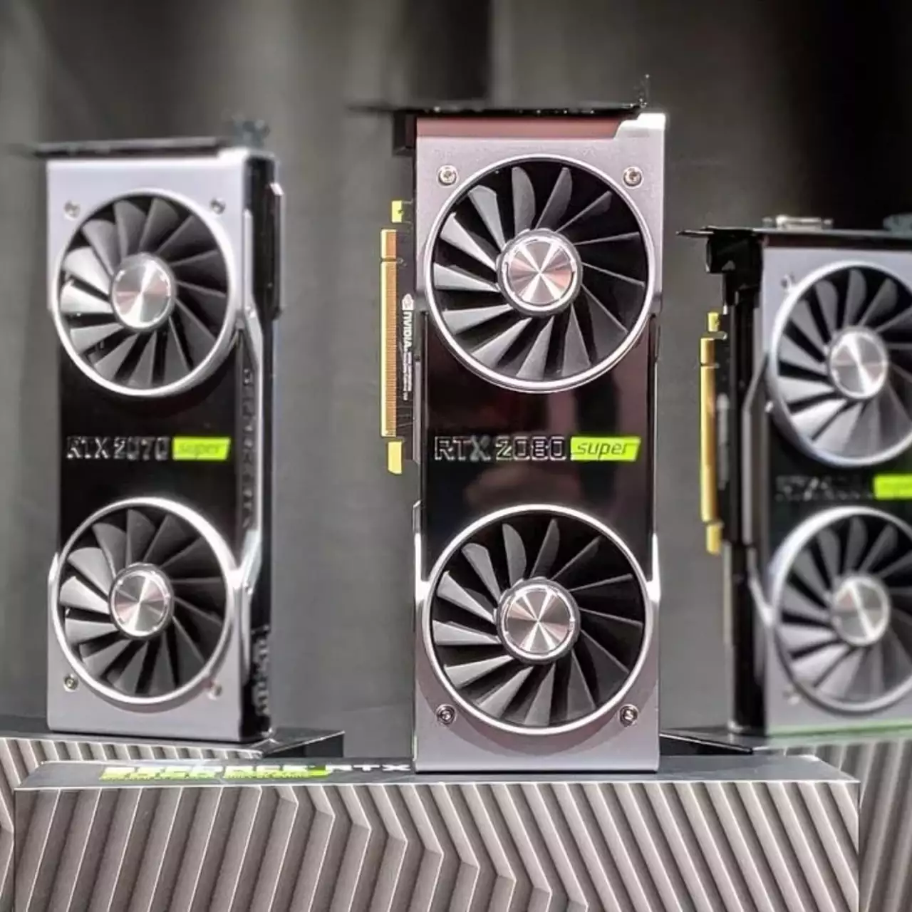 Владельцы RTX 2080 Ti продают подержаные карты. Интернет завален выгодными предложениями от $500 и ниже