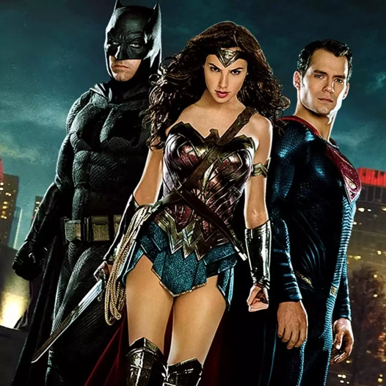 Marvel или DC? Поклонники выбрали в Twitter самую культовую троицу супергероев Marvel или DC? Поклонники выбрали в Twitter самую культовую троицу супергероев