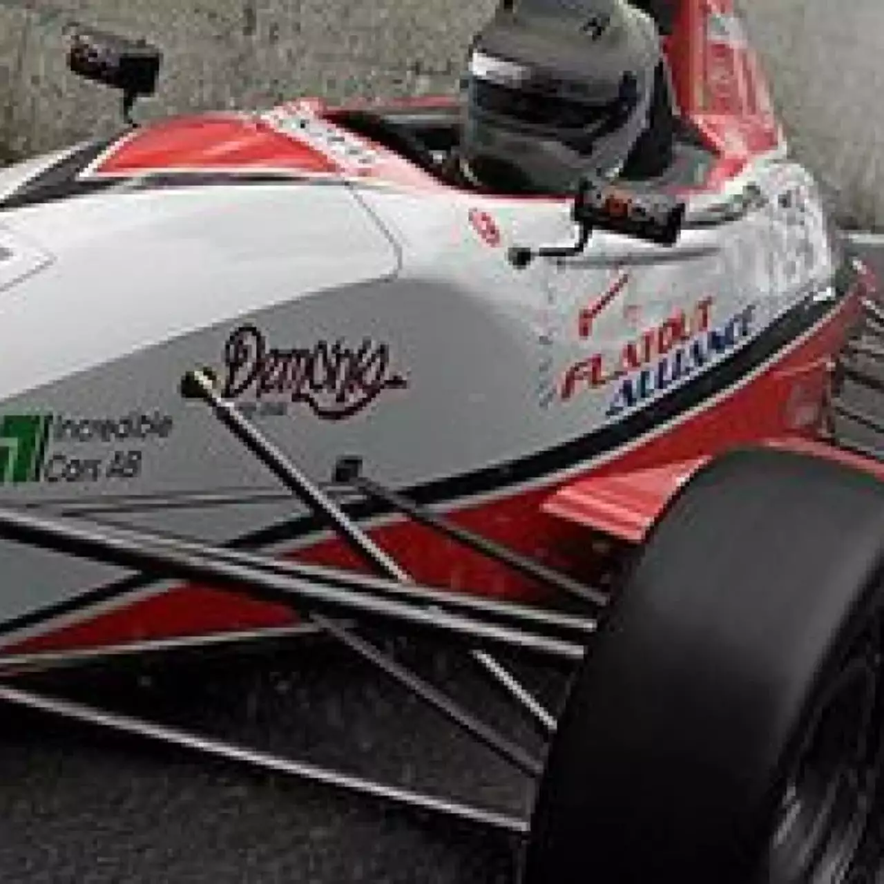 Project CARS выйдет только в конце 2013 года Project CARS выйдет только в конце 2013 года
