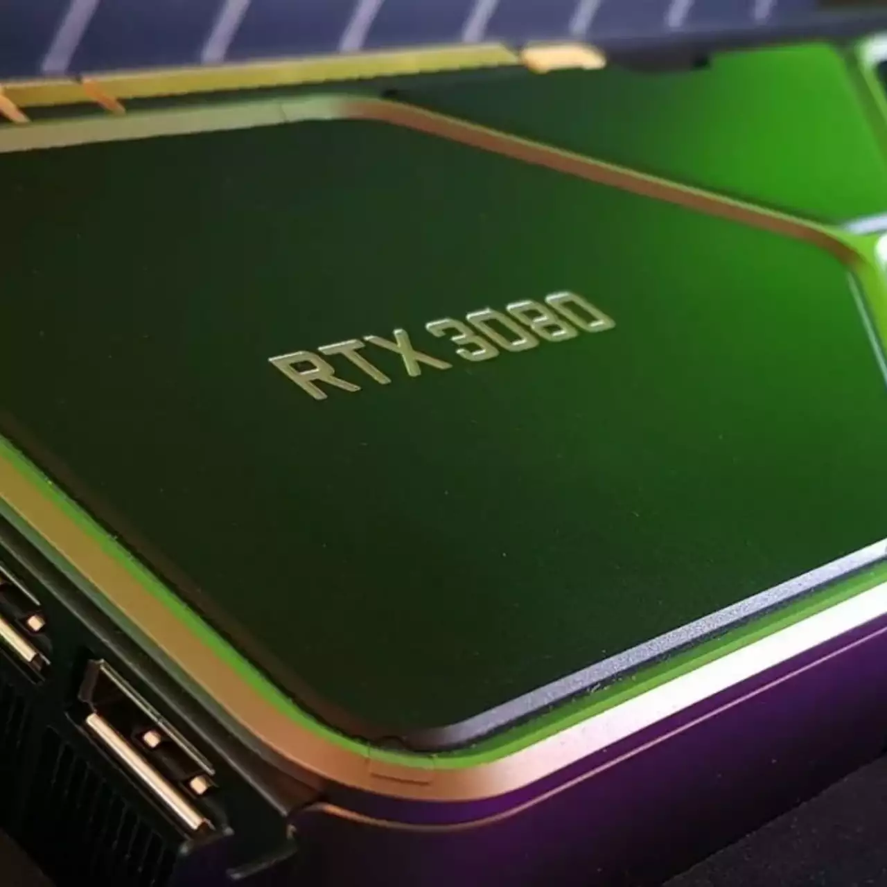 500 тыс. видеокарт NVIDIA RTX 30 нашли в забытом контейнере (слух) 500 тыс. видеокарт NVIDIA RTX 30 нашли в забытом контейнере (слух)