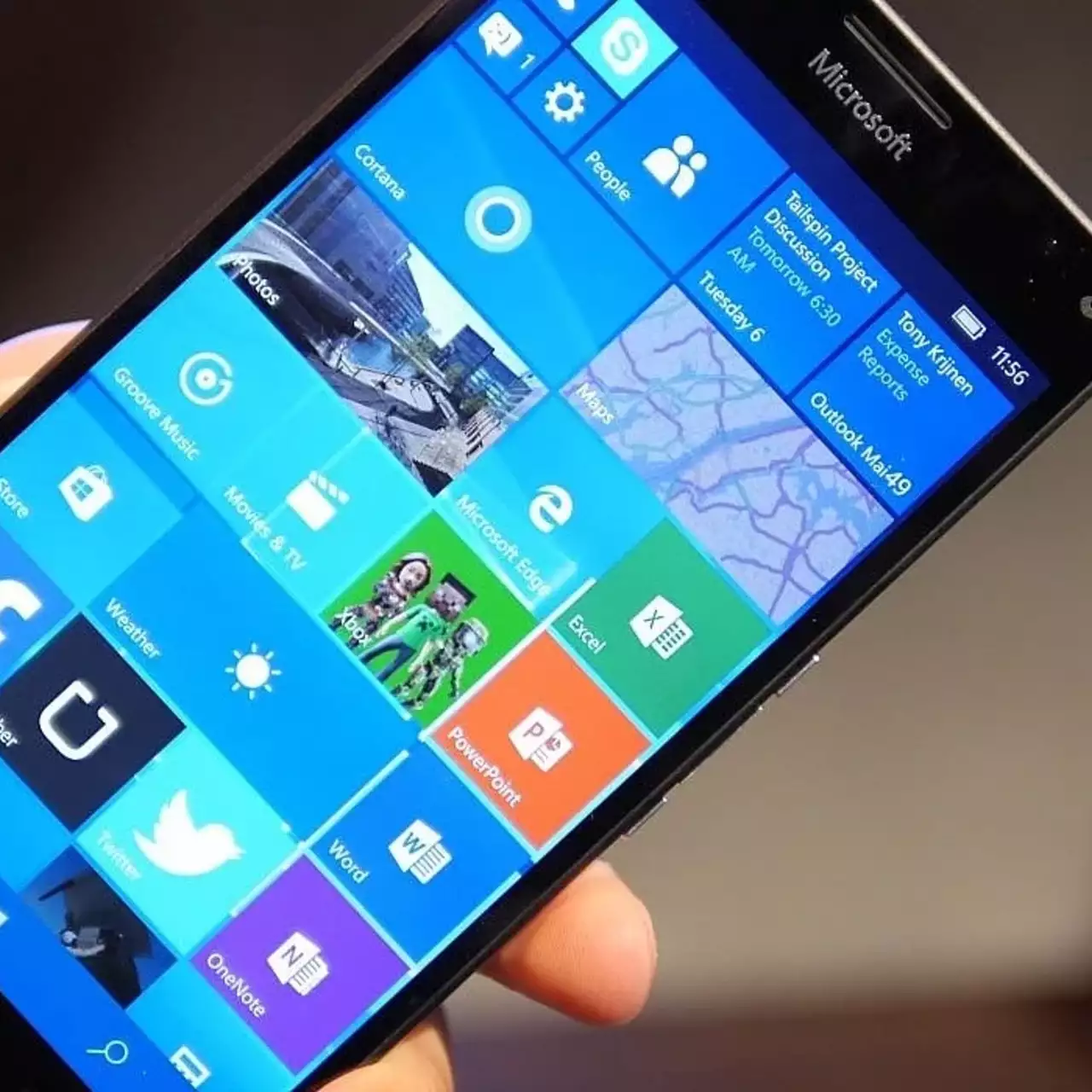Новейшую Windows 10X запустили на смартфоне 2015 года. И она неплохо работает Новейшую Windows 10X запустили на смартфоне 2015 года. И она неплохо работает