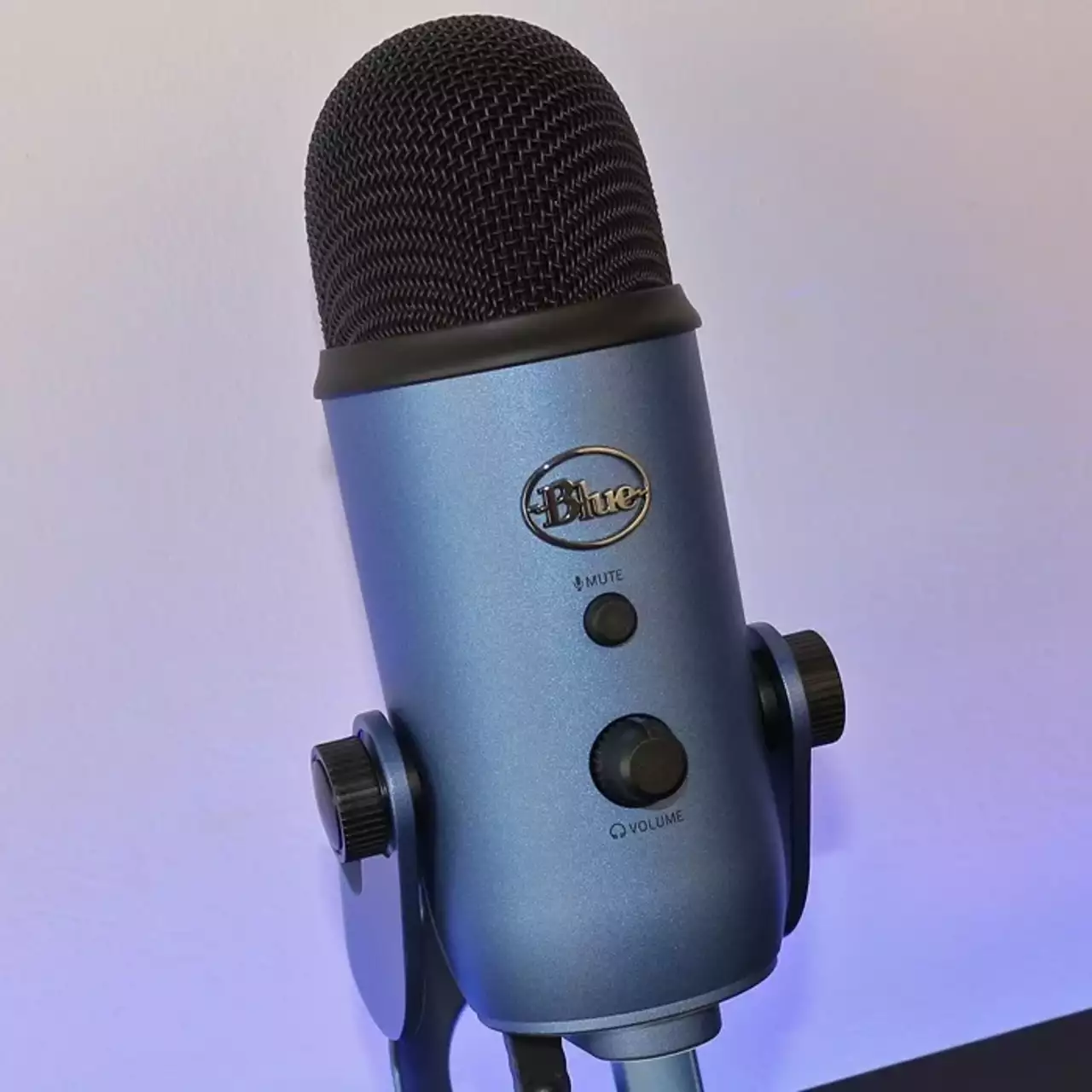 Обзор микрофона Blue Yeti: четыре режима записи и стриминг «из коробки» Обзор микрофона Blue Yeti: четыре режима записи и стриминг «из коробки»