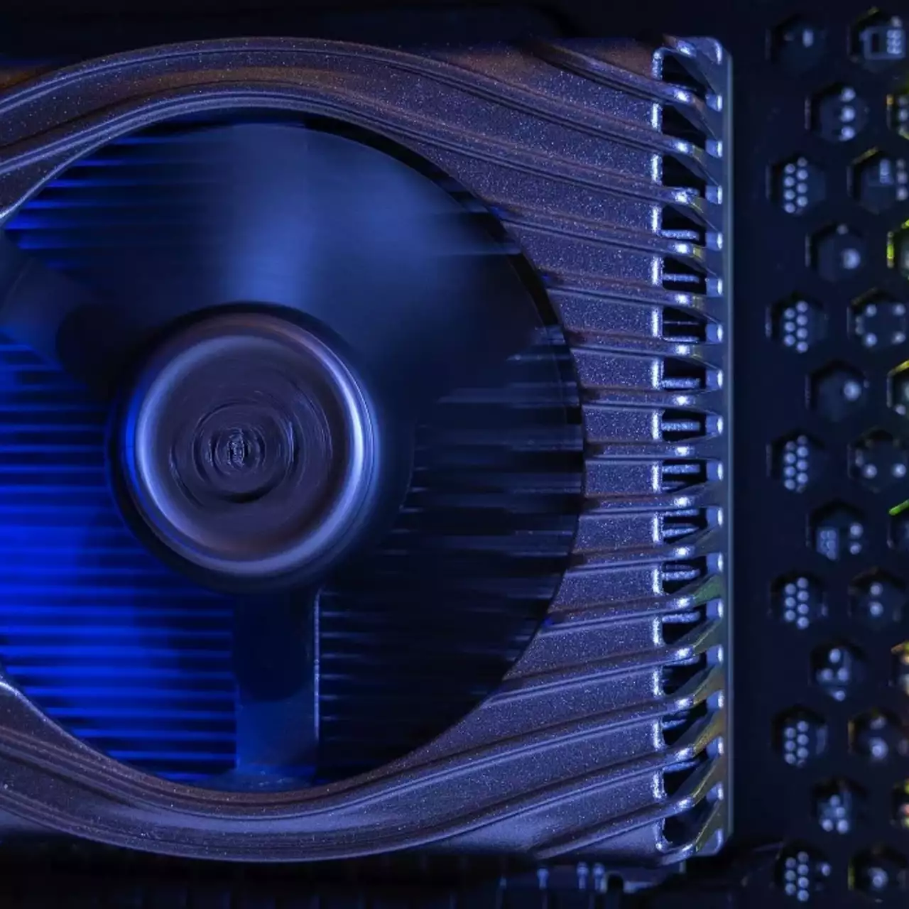 СМИ: Intel готовится к выпуску серии игровых видеокарт СМИ: Intel готовится к выпуску серии игровых видеокарт