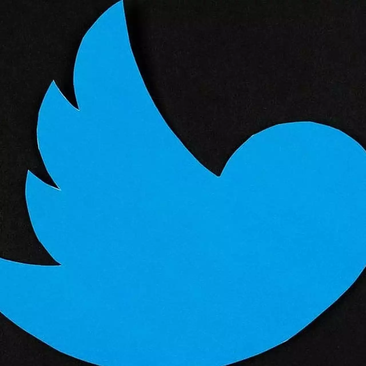 Роскомнадзор перестал тормозить сайты с «t.co» в адресе. Теперь только Twitter «штатно замедлен» Роскомнадзор перестал тормозить сайты с «t.co» в адресе. Теперь только Twitter «штатно замедлен»