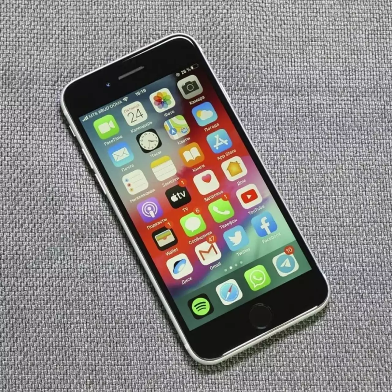 На iPhone и iPad будут предустанавливать российский софт. Но есть один момент