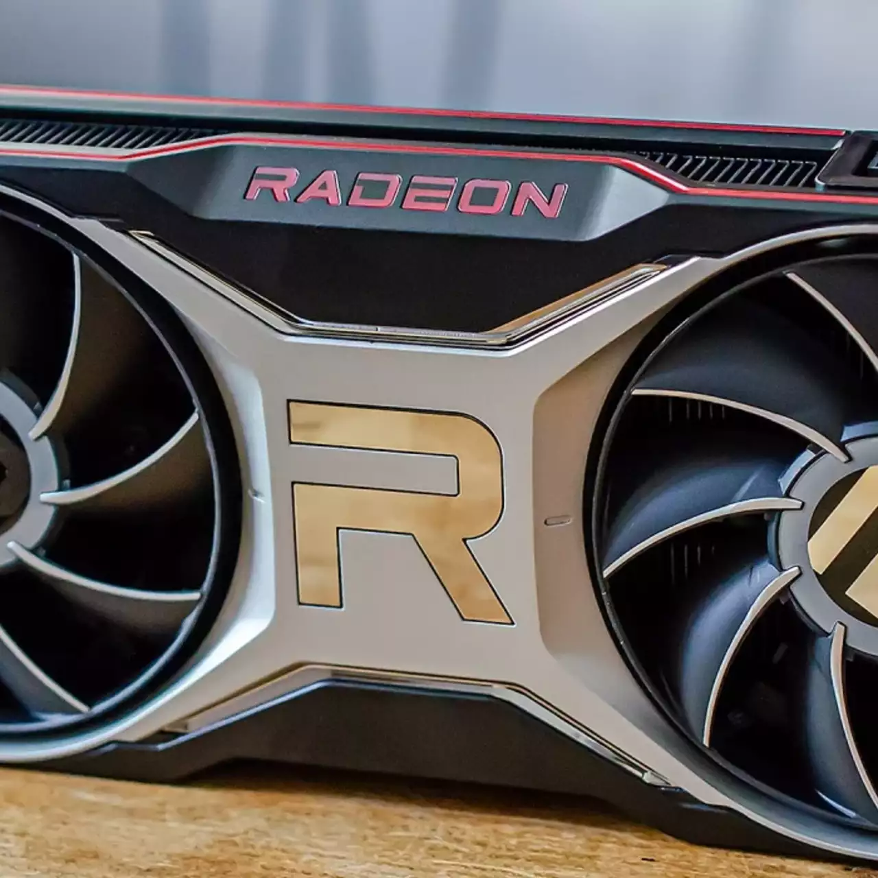 Обзоры и тесты AMD Radeon RX 6700 XT: плюсы, минусы, особенности и сравнения с видеокартами NVIDIA Обзоры и тесты AMD Radeon RX 6700 XT: плюсы, минусы, особенности и сравнения с видеокартами NVIDIA