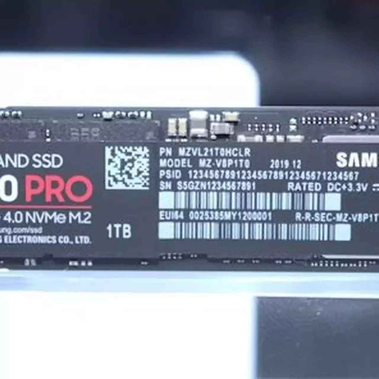 Майнеры научились добывать «крипту» на SSD. Им тоже грозит дефицит? Майнеры научились добывать «крипту» на SSD. Им тоже грозит дефицит?