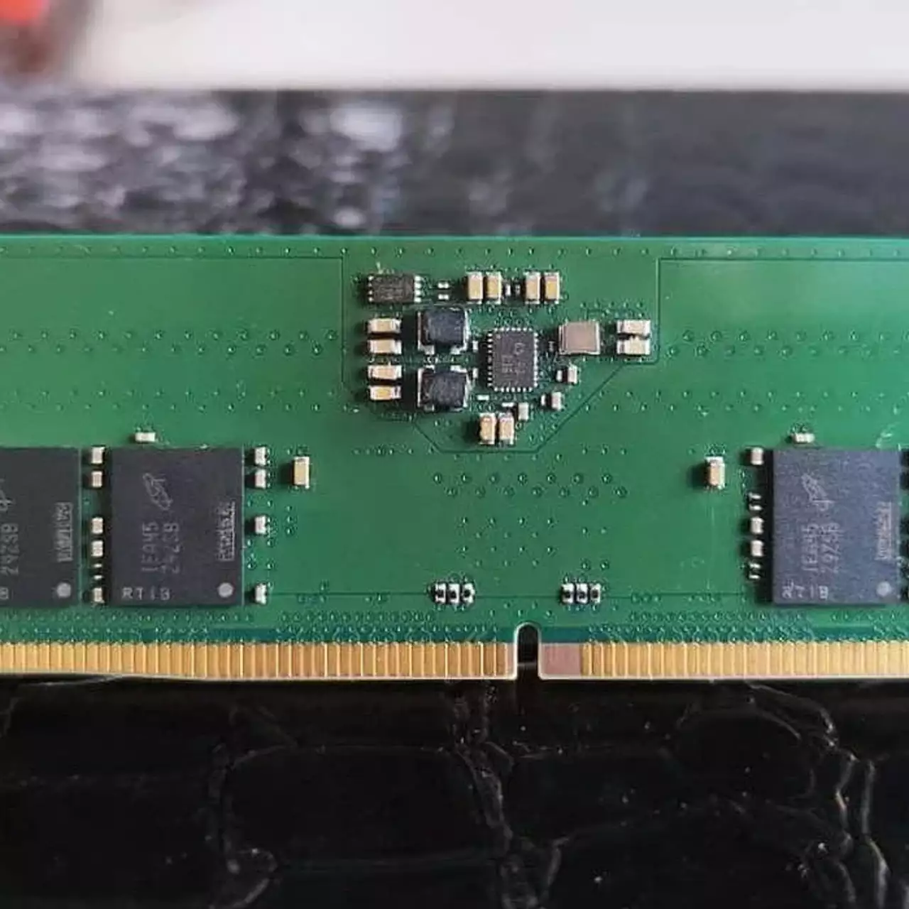 В Китае стартовало производство памяти DDR5 В Китае стартовало производство памяти DDR5