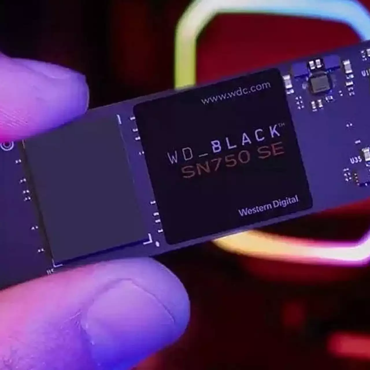 Представлен новый SSD с PCIe 4.0 для бережливых геймеров. В чём подвох? Представлен новый SSD с PCIe 4.0 для бережливых геймеров. В чём подвох?
