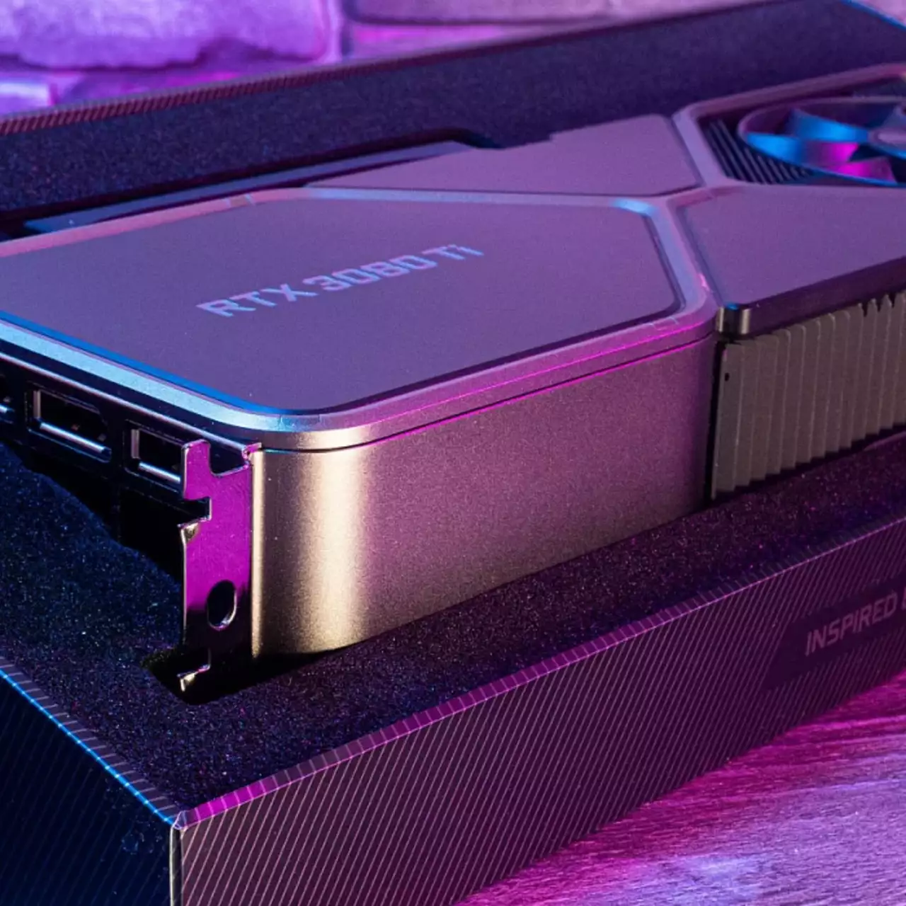 В DNS стартует новая волна продаж видеокарт RTX 3070 Ti и 3080 Ti — вот на каких условиях В DNS стартует новая волна продаж видеокарт RTX 3070 Ti и 3080 Ti — вот на каких условиях