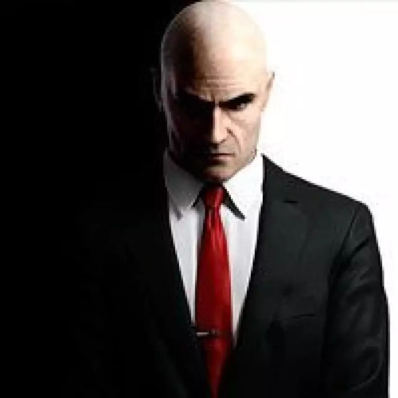Трилогия HITMAN посетит Россию