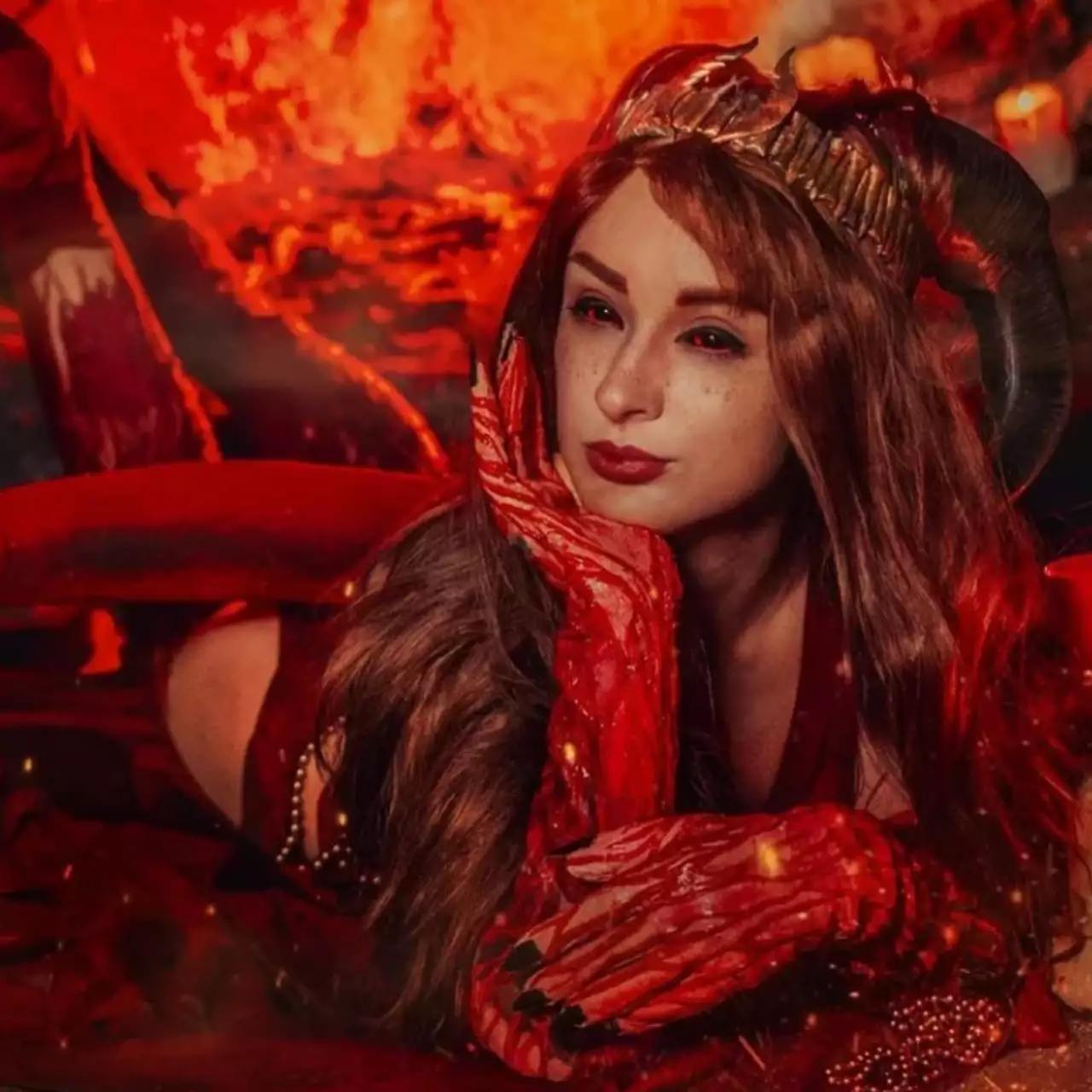Откровенную игру Succubus перенесли на полтора месяца Откровенную игру Succubus перенесли на полтора месяца