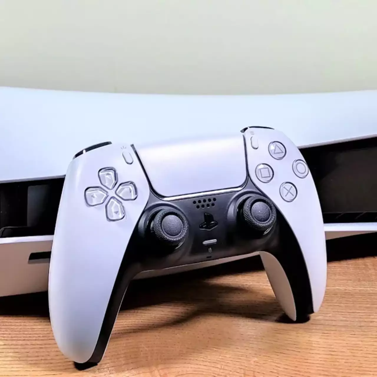 «Эльдорадо» открыла предзаказ на PlayStation 5 с дополнительным геймпадом Dualsense «Эльдорадо» открыла предзаказ на PlayStation 5 с дополнительным геймпадом Dualsense