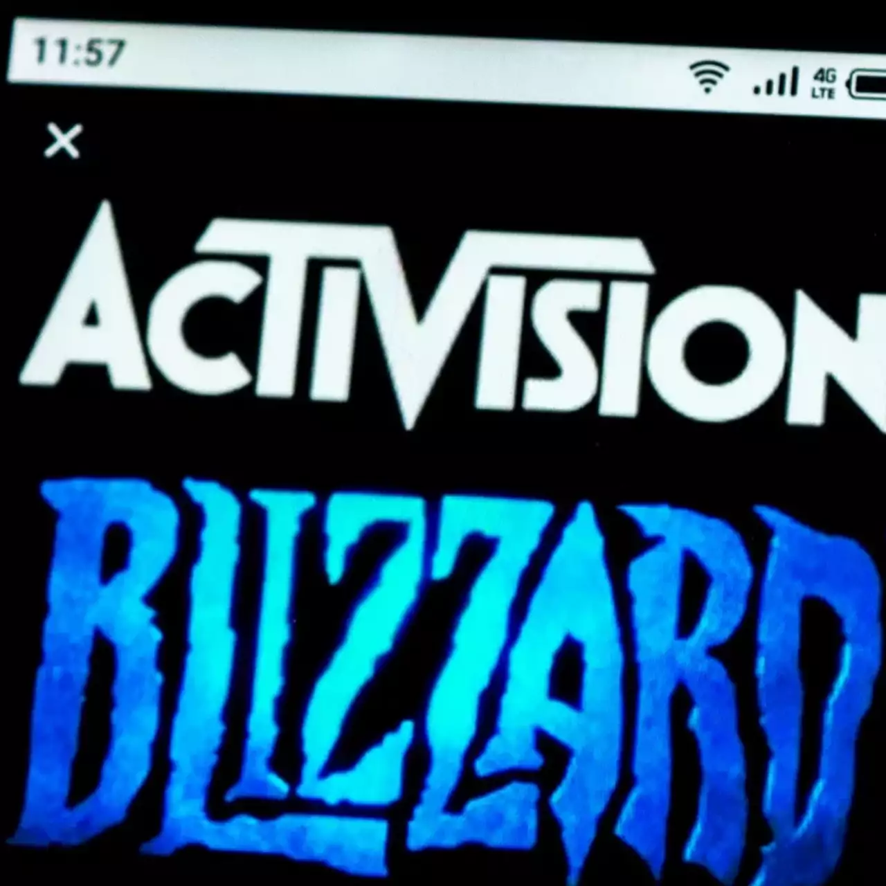 Глава Activision провёл собрание на 2000 сотрудников, собрав их в городской мэрии. Скандал это не остановило Глава Activision провёл собрание на 2000 сотрудников, собрав их в городской мэрии. Скандал это не остановило
