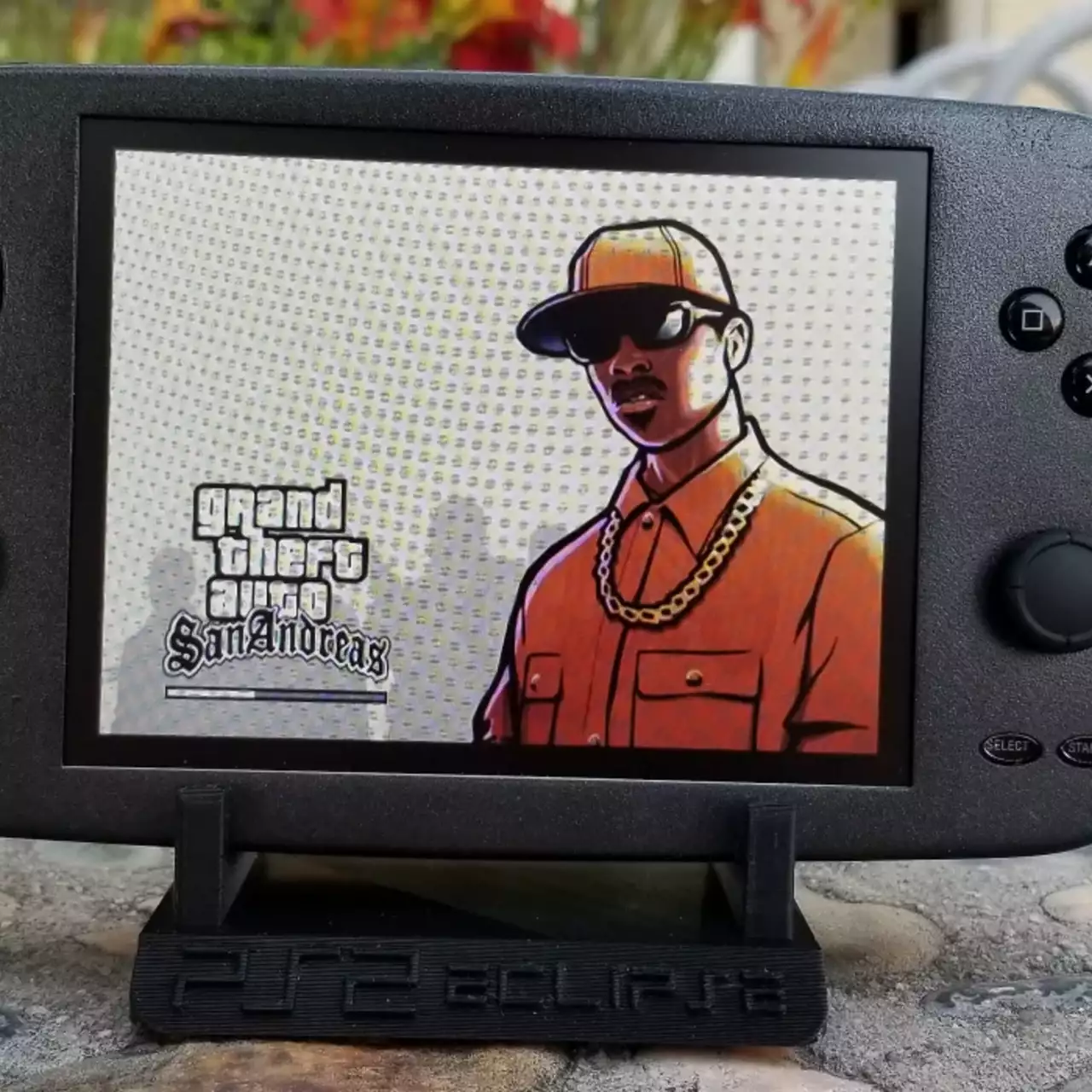 Фанат сделал полноценную портативную PS2 и показал результат (видео) Фанат сделал полноценную портативную PS2 и показал результат (видео)