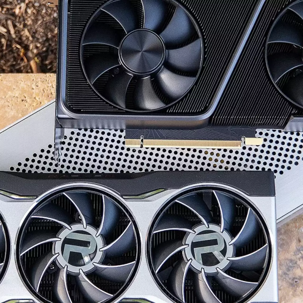Видеокарты GeForce RTX 3000 подешевели, а вот RX 6000 — наоборот (исследование) Видеокарты GeForce RTX 3000 подешевели, а вот RX 6000 — наоборот (исследование)