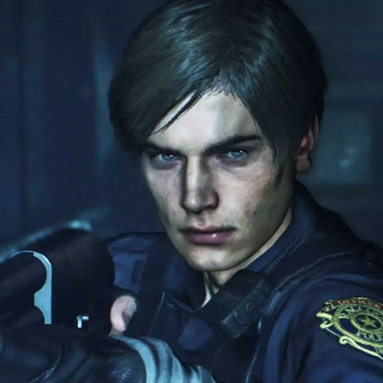 Режиссёр нового Resident Evil раскрыл, почему он выбрал такого непохожего актёра на роль Леона