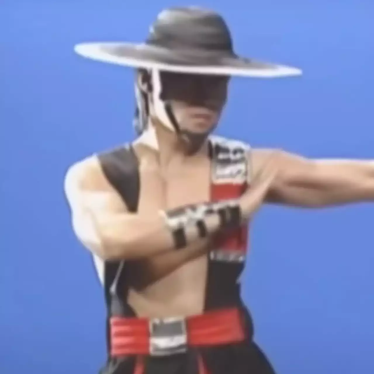 Кун Лао из культовой Mortal Kombat 3 показал свои удары спустя 26 лет. За это время актер почти не изменился Кун Лао из культовой Mortal Kombat 3 показал свои удары спустя 26 лет. За это время актер почти не изменился