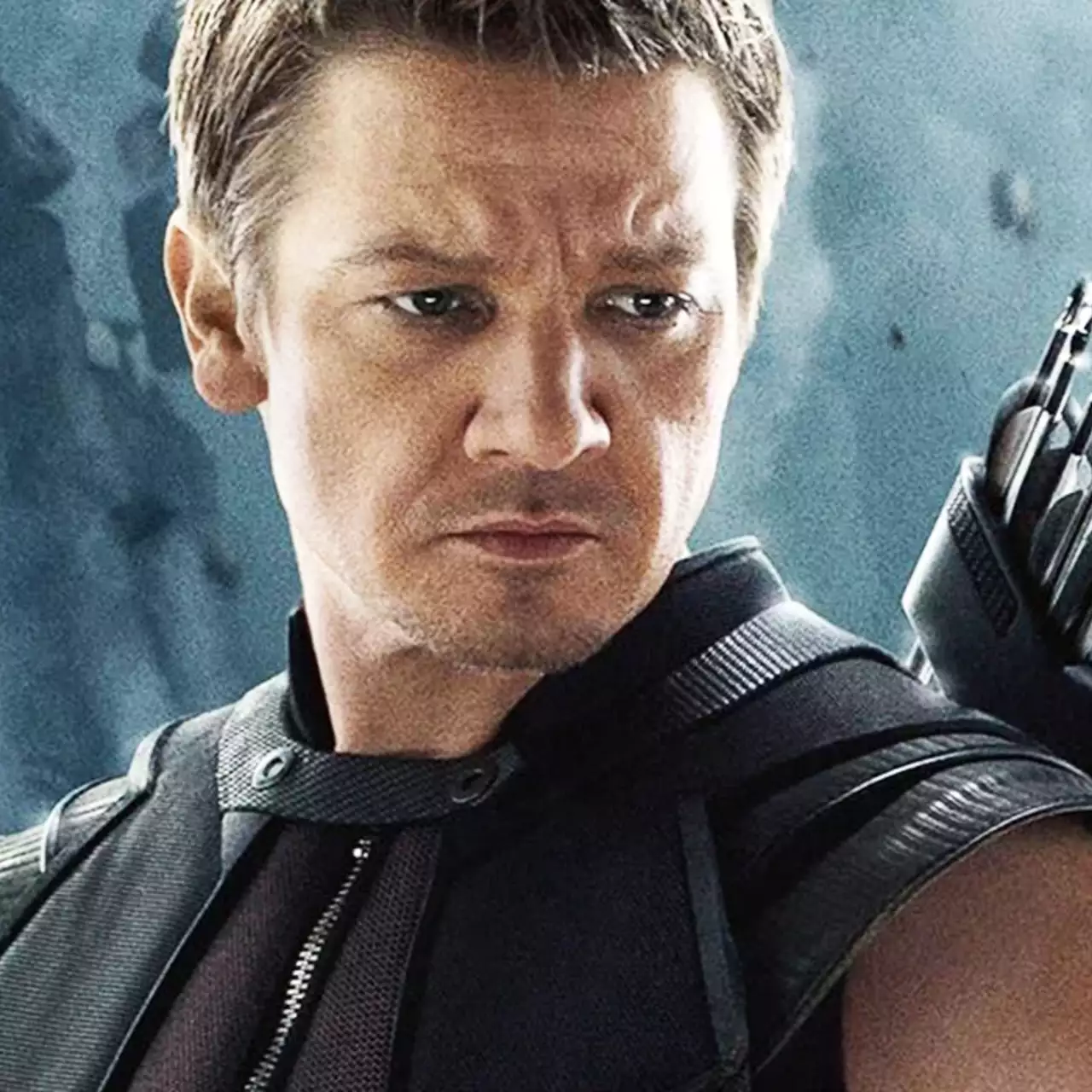 Художник Marvel показал очень ранний дизайн Соколиного глаза из «Мстителей». Таким его видели еще в 2010 году