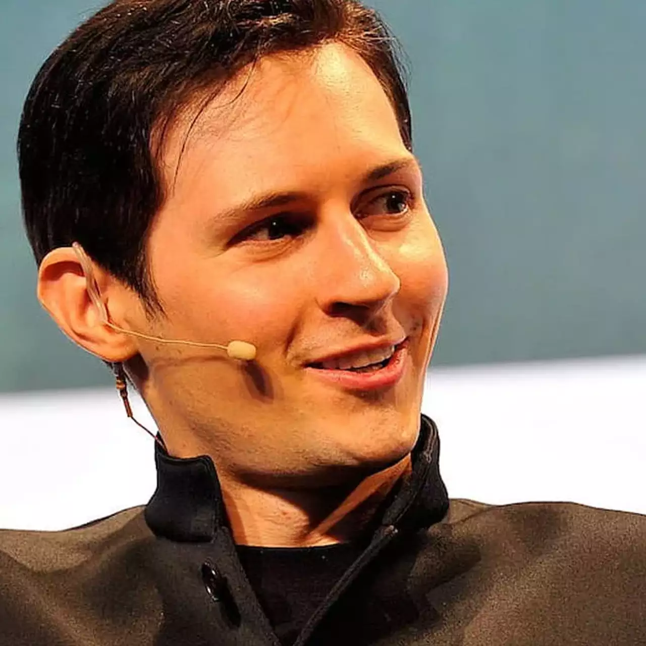 Из Telegram удалили скандальные анимации баклажана и персика Из Telegram удалили скандальные анимации баклажана и персика