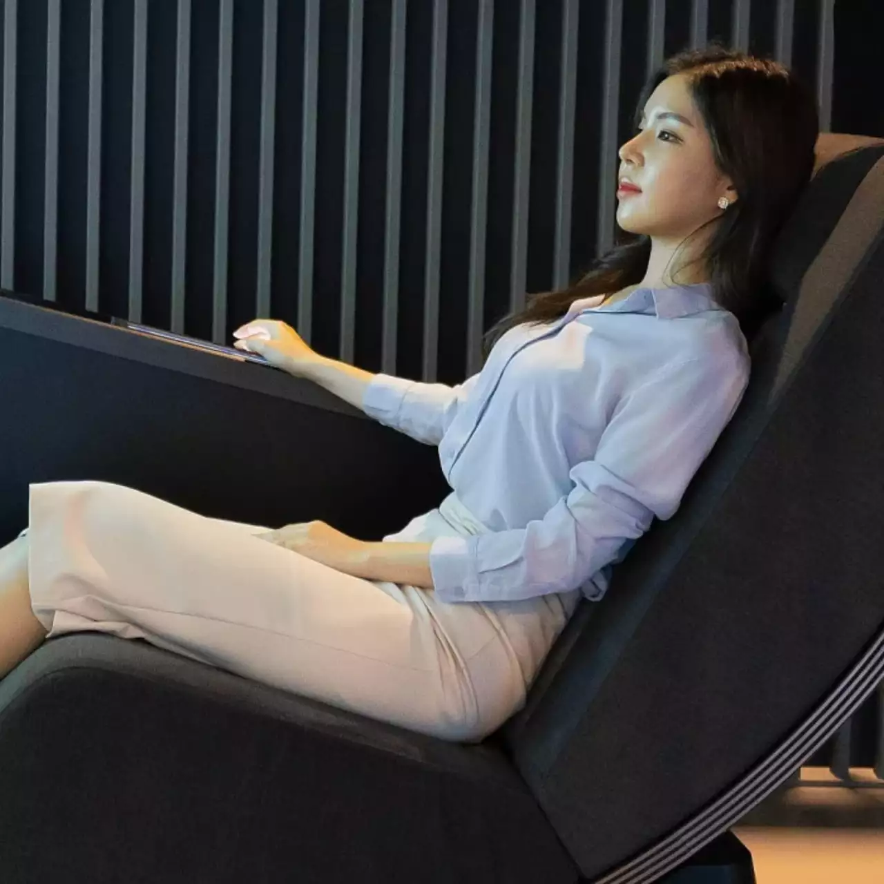 LG представит на CES 2022 кресло-капсулу, велотренажёр с тремя экранами и другие новинки LG представит на CES 2022 кресло-капсулу, велотренажёр с тремя экранами и другие новинки