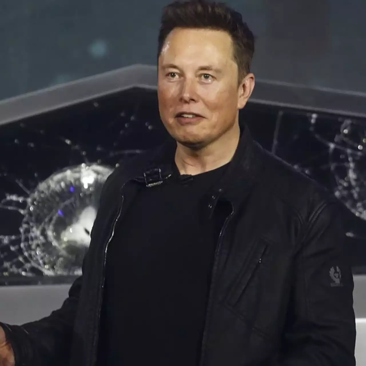В электромобилях Tesla больше нельзя будет играть на бортовом компьютере во время движения — даже пассажирам В электромобилях Tesla больше нельзя будет играть на бортовом компьютере во время движения — даже пассажирам